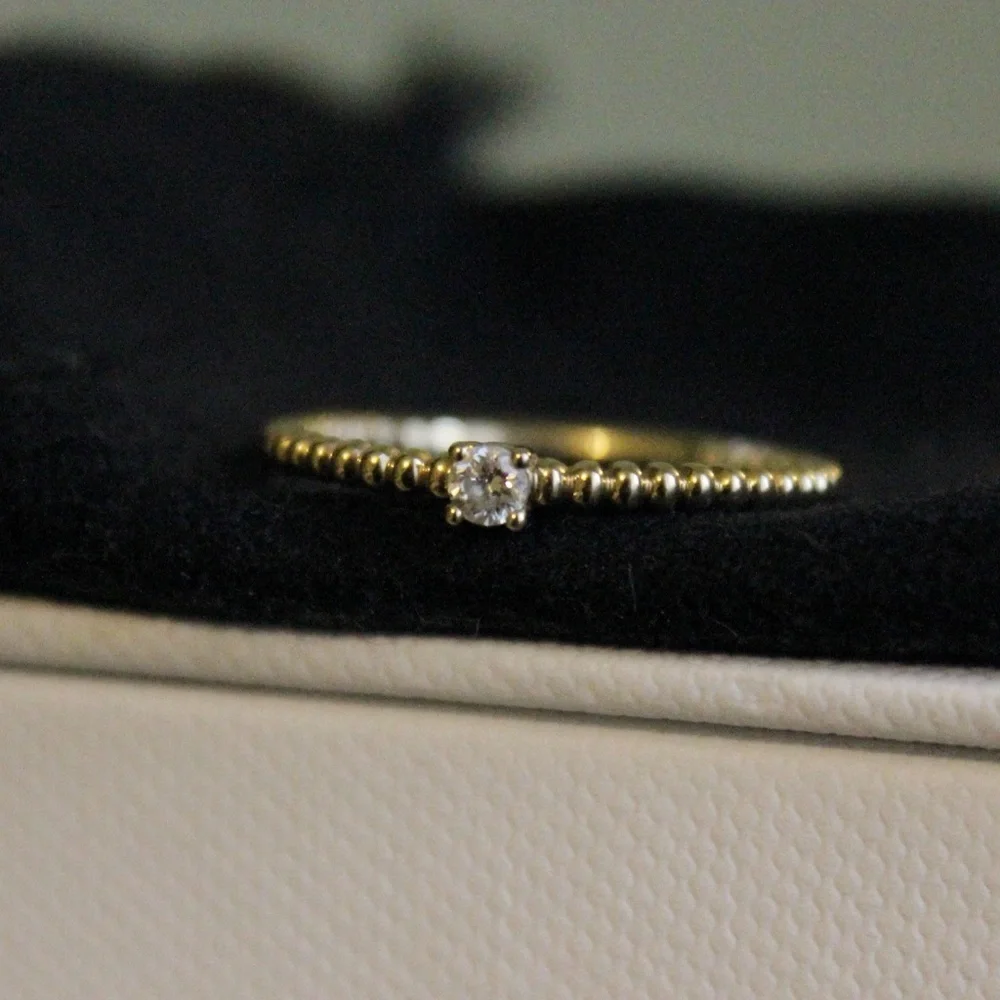 Mejuri Solid 14k Yellow Gold Beaded Diamond Solitaire Ring Size 6 - Picture 8 of 13